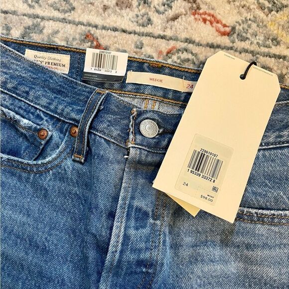 Levi’s Wedgie Icon High-Rise Ripped Icon Jeans Medium Wash Athens Asleep Size 24 - Picture 10 of 11
